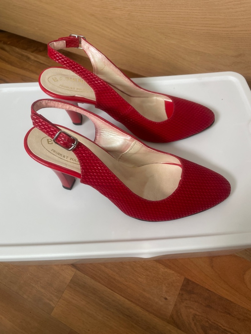 Women’s Red Slingback Mid Heels with Textured Upper